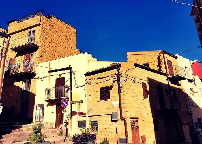 A Due Passi Dal Centro Sweet Guest house