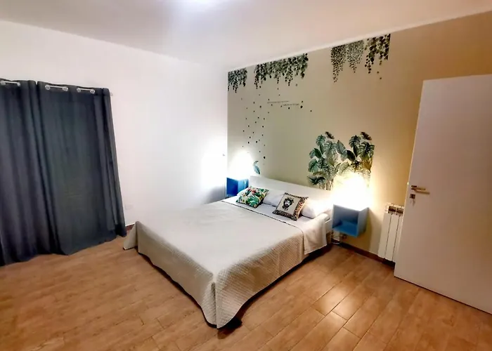 A Due Passi Dal Centro Sweet Guest house 3*