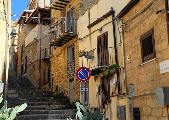 A Due Passi Dal Centro Sweet 3*