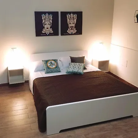 A Due Passi Dal Centro Sweet Pensión Agrigento