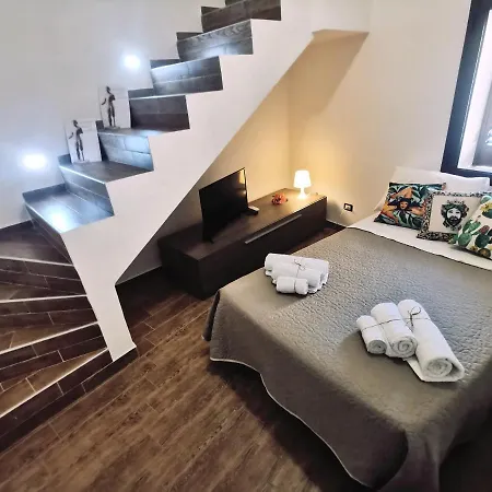 A Due Passi Dal Centro Sweet 3* Агридженто