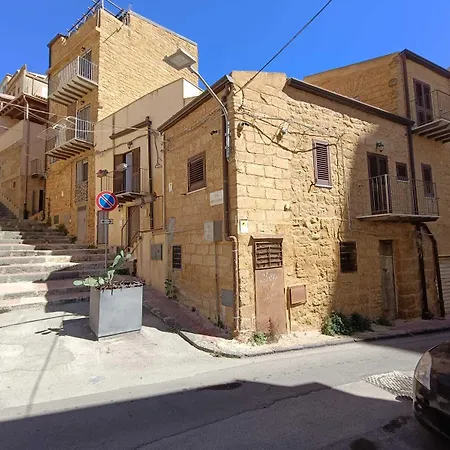 A Due Passi Dal Centro Sweet Agrigento