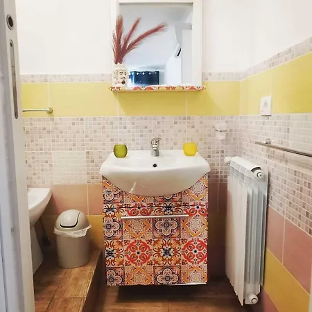 A Due Passi Dal Centro Sweet 3* Агридженто